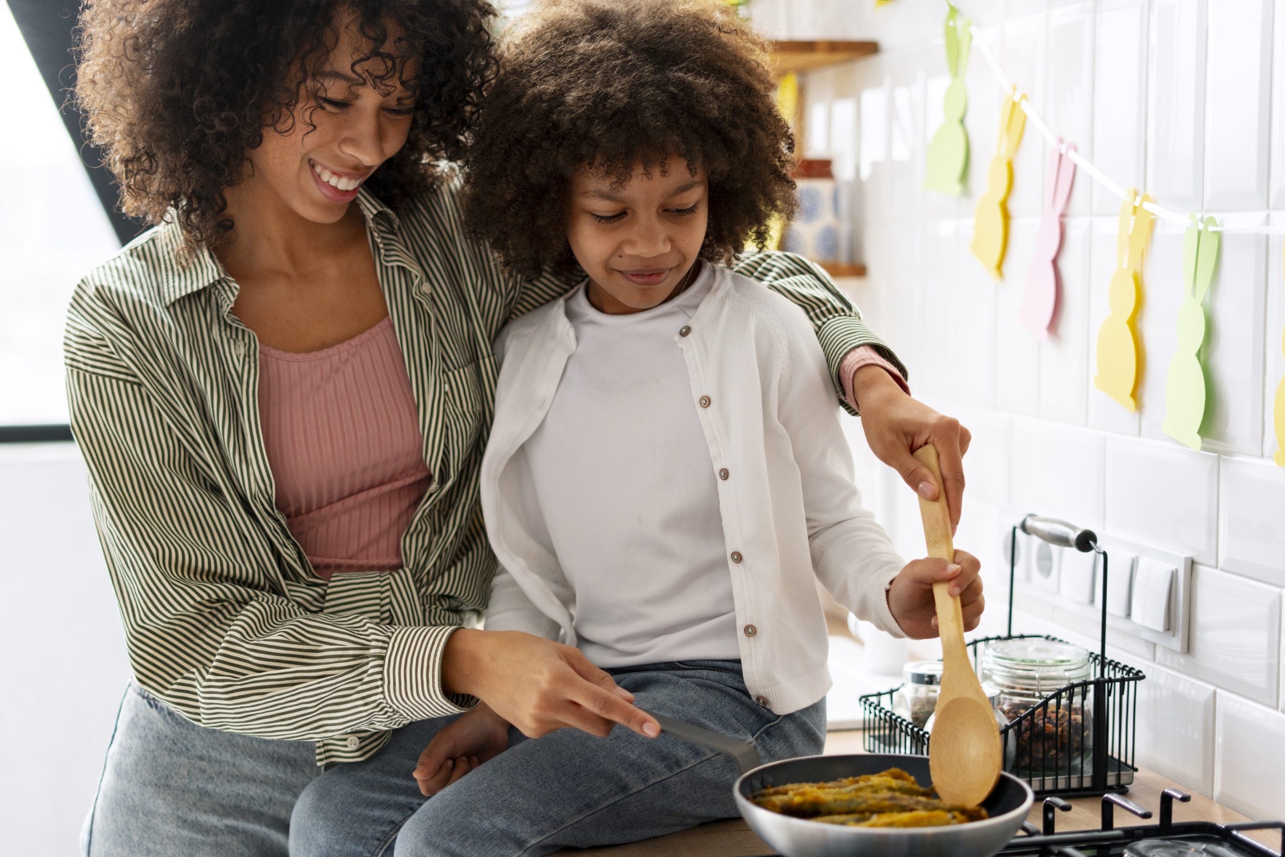 Cook Smarter, Not Longer: How Simply Deli Sauces Save You Time in the Kitchen